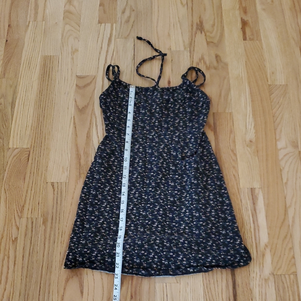 Sky and Sparrow Black Floral Mini Dress - Picture 1 of 5